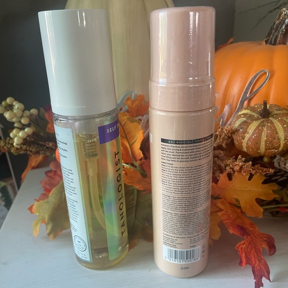 🖤2 New Dark Self Tanners and a b•tan black mitten - Picture 5 of 7